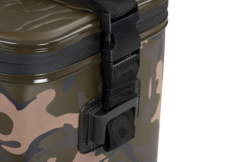 cev024_aquos_camolite_coolbag_15l_strap_detailjpg