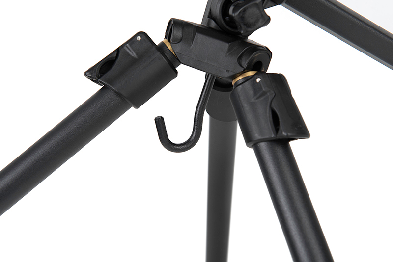 crp049_fox_eos_2__3_rod_tripod_weight_hook_detail_2jpg