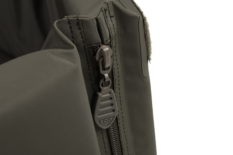 ccc060_fox_carpmaster_welded_unhooking_mat_zip_detailjpg