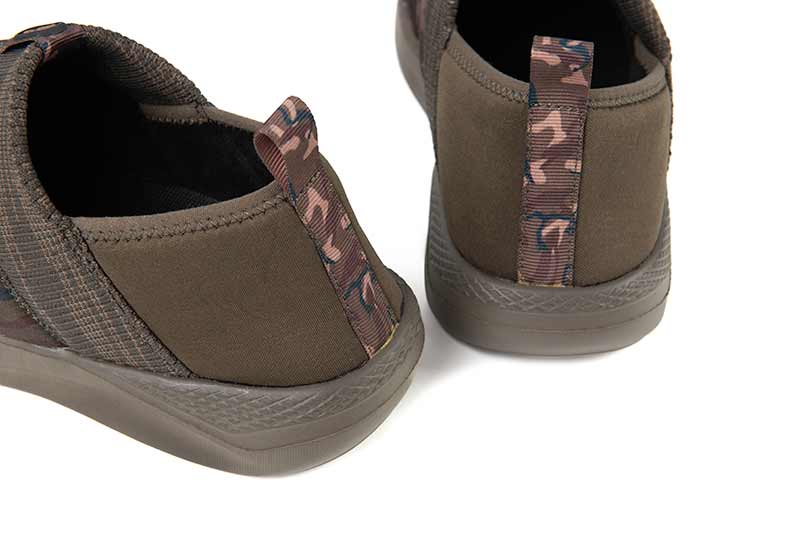 cfw168_173_fox_camo_khaki_bivvy_slippers_heal_detailjpg