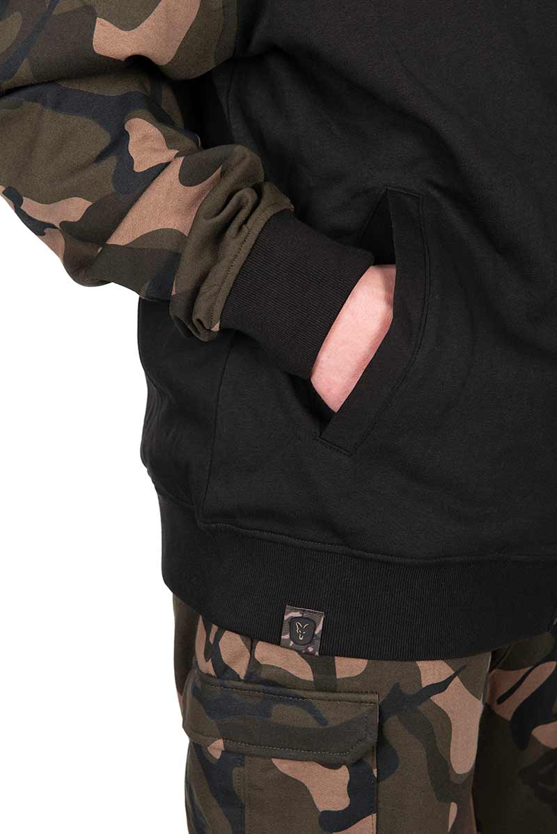 cfx291_296_fox_black_camo_raglan_zipped_hoody_pocket_detailjpg