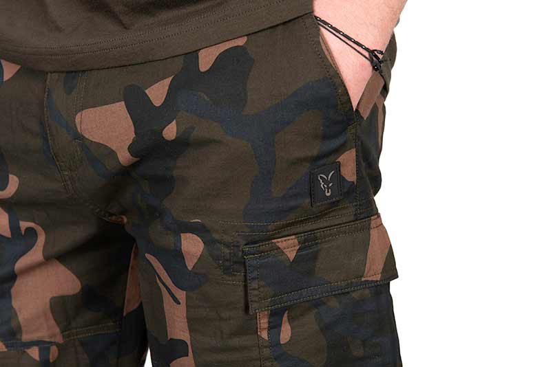 cfx333_338_fox_lightweight_camo_combat_shorts_pocket_detail_2jpg