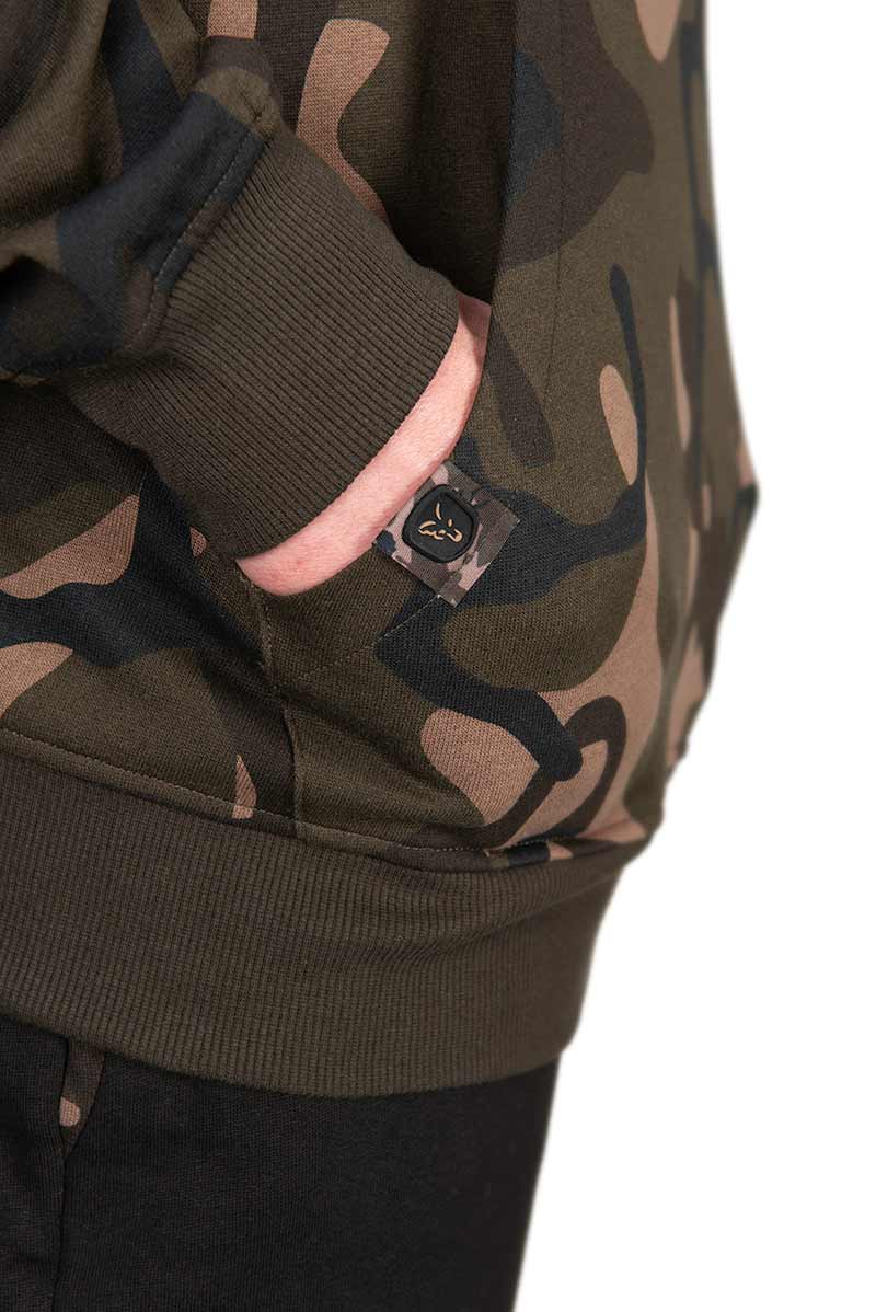 cfx303_308_fox_camo_pullover_hoody_pocket_detailjpg