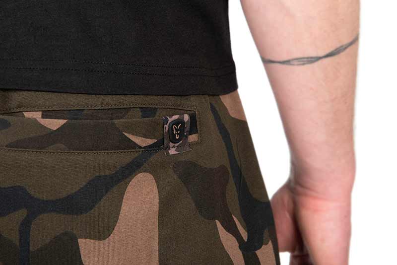 cfx309-_314_fox_camo_joggers_back_pocket_detail_1jpg