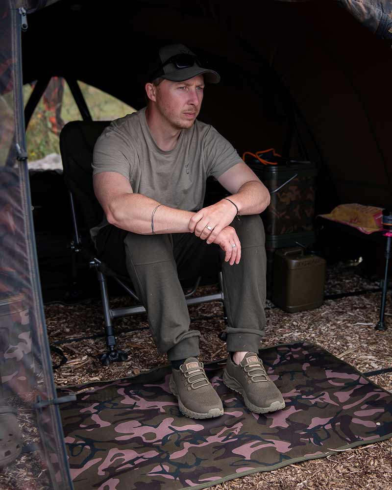 cum346_345_camolite_bivvy_mats_in_use_2jpg