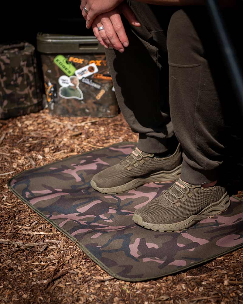 cum346_345_camolite_bivvy_mats_in_use_8jpg