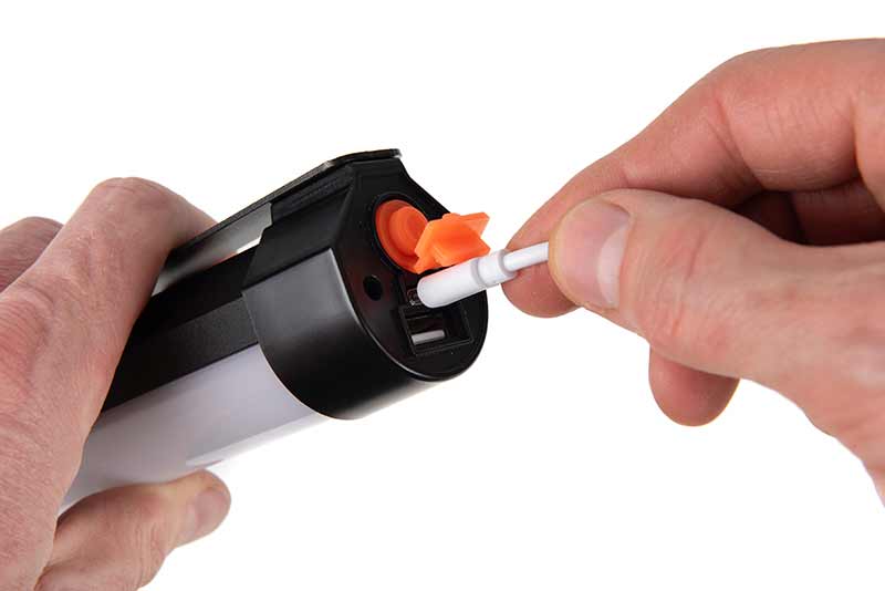 cei228_fox_halo_multi_colour_strip_light_remote_charging_cable_3jpg