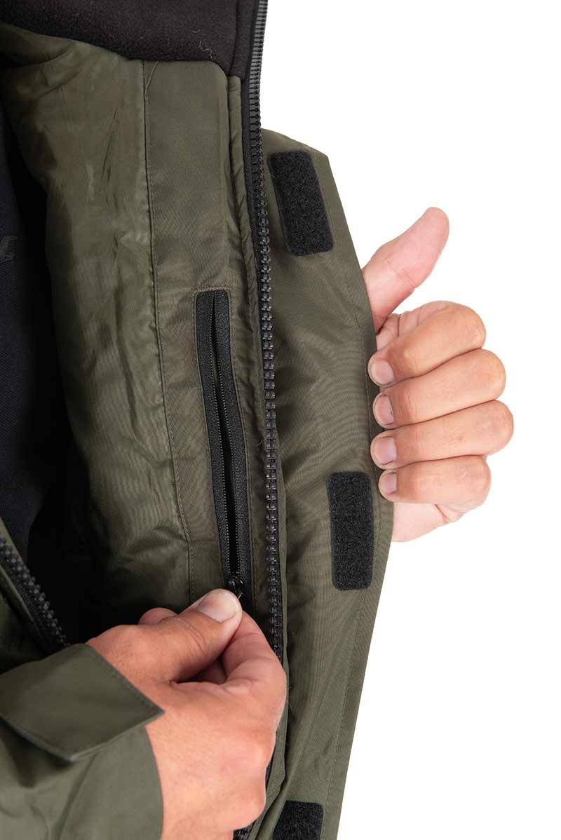 ccl340-346_fox_collection_winter_suit_green_internal_pocketjpg