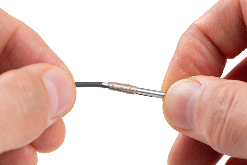 cac1004_fox_edges_tubing_threader_sleeve_10jpg