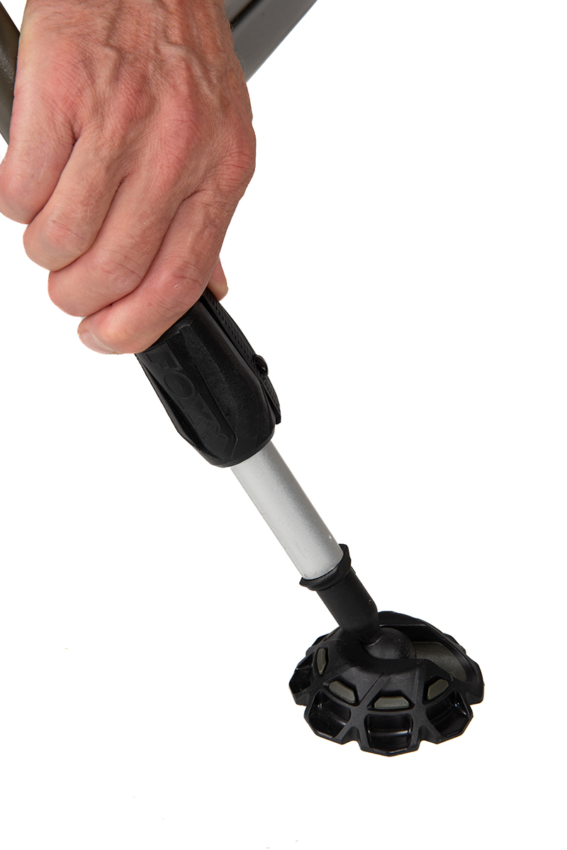 cbc126_fox_duralite_bedchair_leg_detail_3jpg