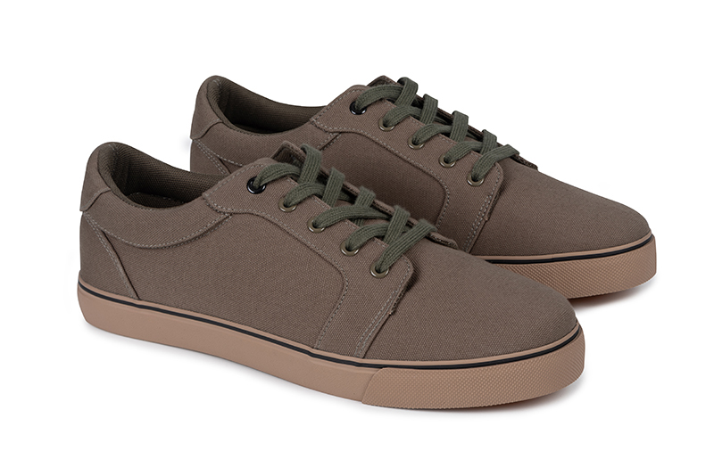 cfw240_fox_khaki_canvas_shoe_mainjpg