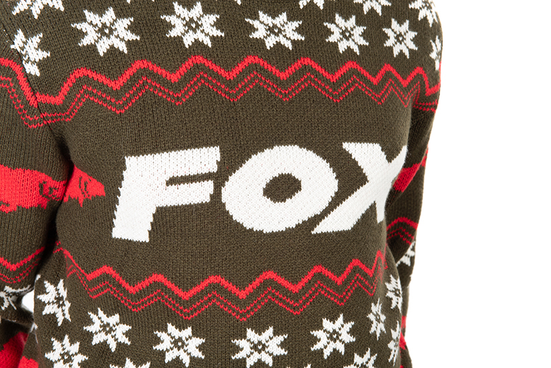 cfx528_fox_christmas_jumper_chest_detailjpg