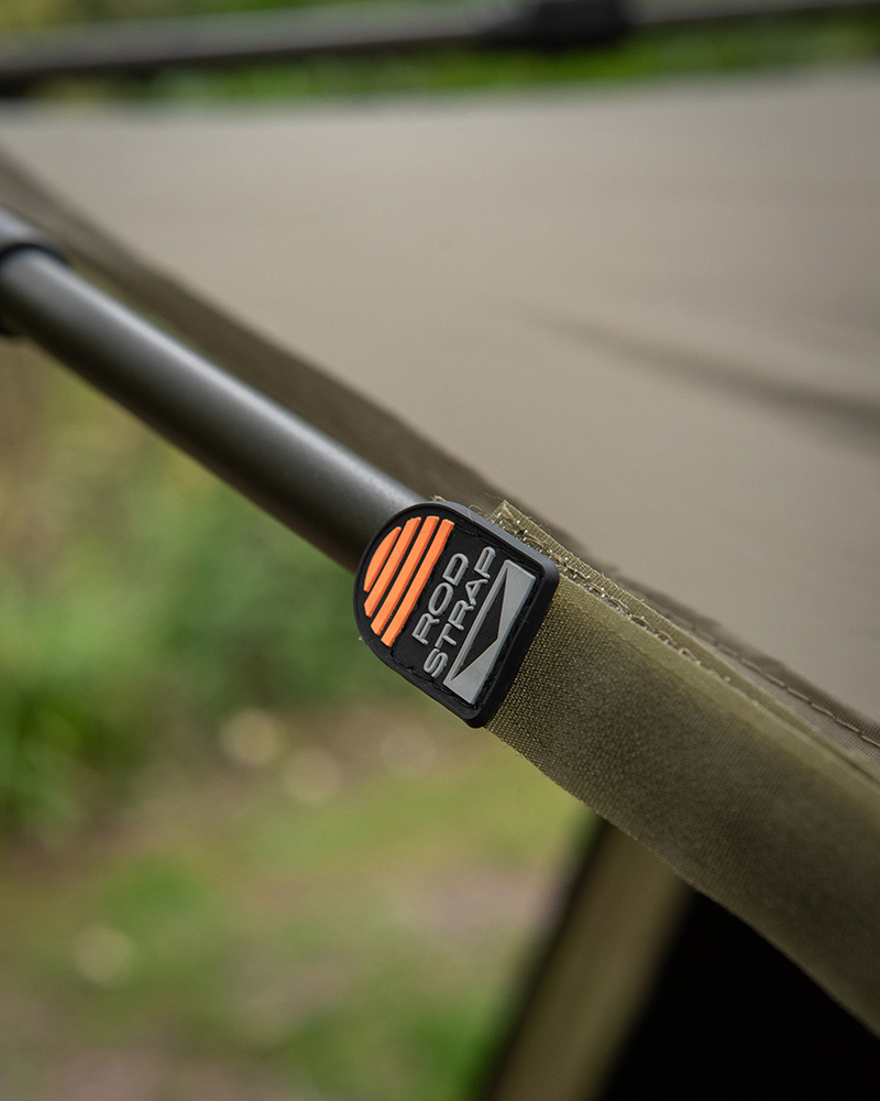 cum398_fox_eos_mark_2_2_person_bivvy_in_use_5jpg