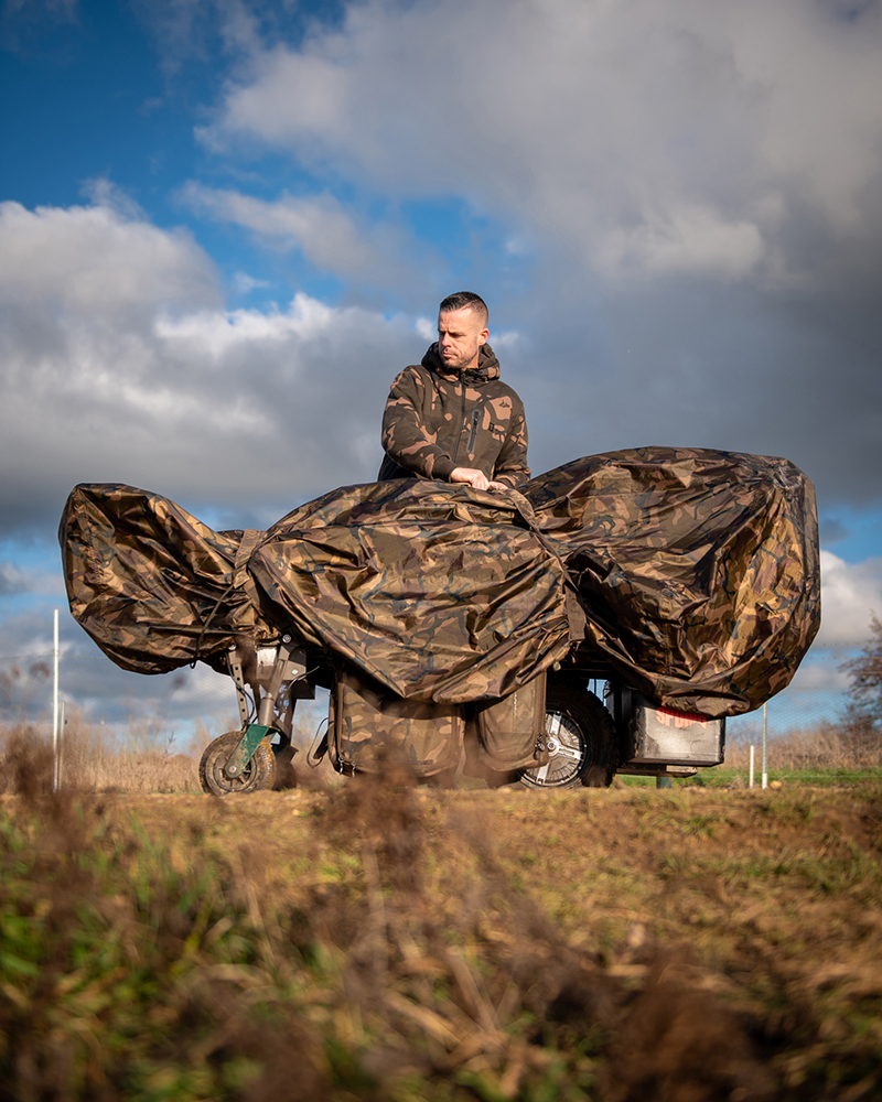 ctr025_fox_large_camolite_barrow_cover-13jpg