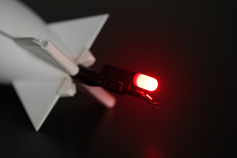 dei004_spomb_light_red_on_spombjpg