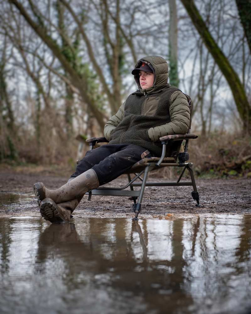 cbc144_146_camolite_recliner_chairs_in_use_2jpg