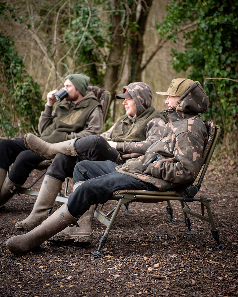 cbc144-146_fox_camolite_recliner_chairs_in_use-17jpg