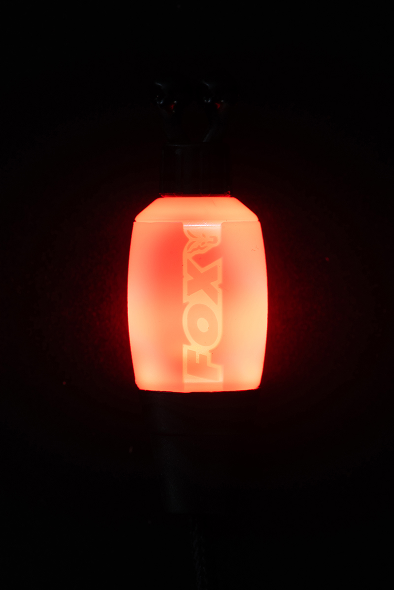 cbi147_fox_black_label_dinky_halo_bobbin_red_illuminatedjpg