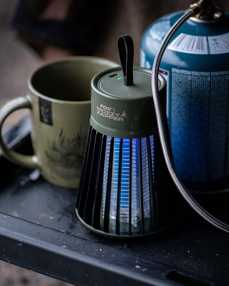 cei238_fox_mozzie_zapper_in_use-7jpg