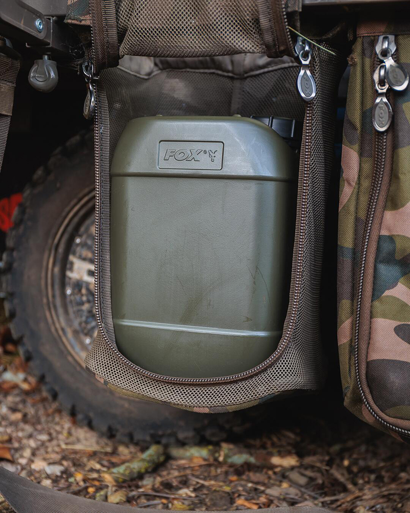 ccw044_5lwaterbottle-04_inusejpg
