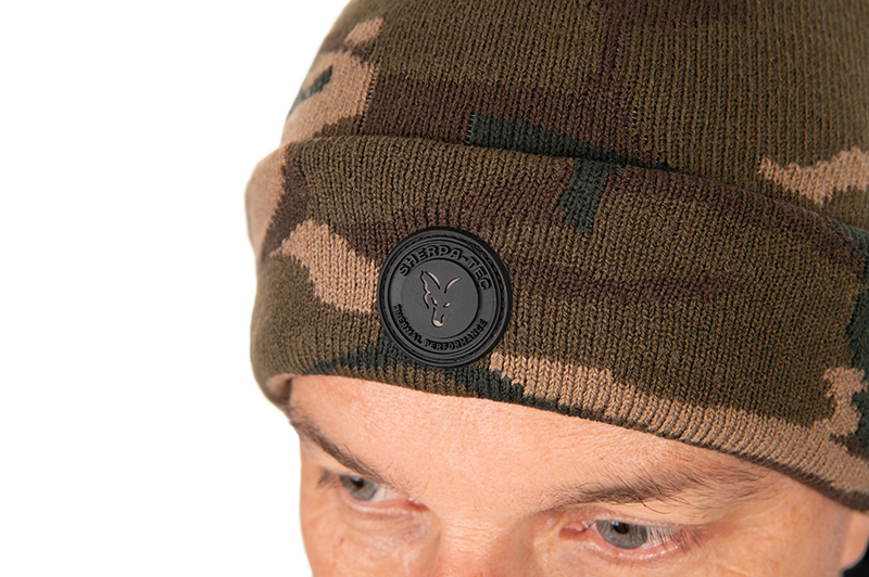 chh050_foxcamosherpatecbeanie-20_studiojpg