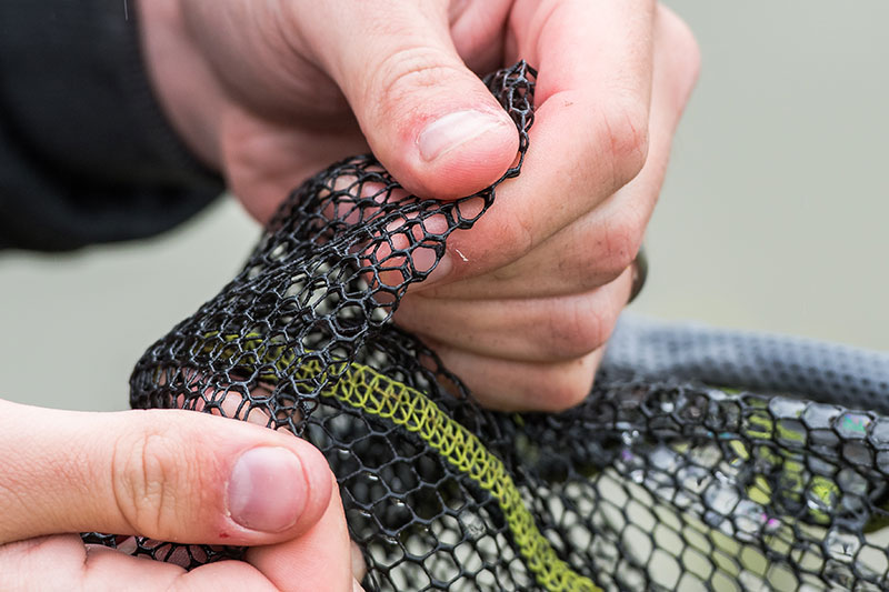 rubber-landing-nets-lr-104jpg