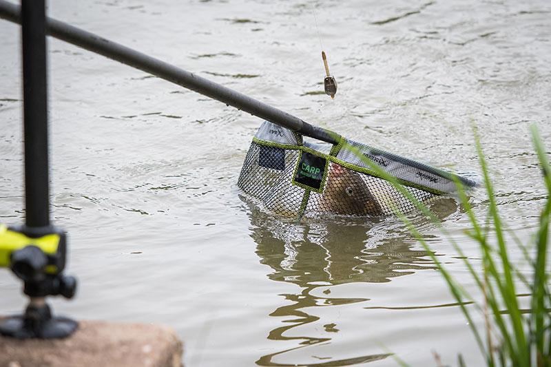 rubber-landing-nets-lr-105jpg