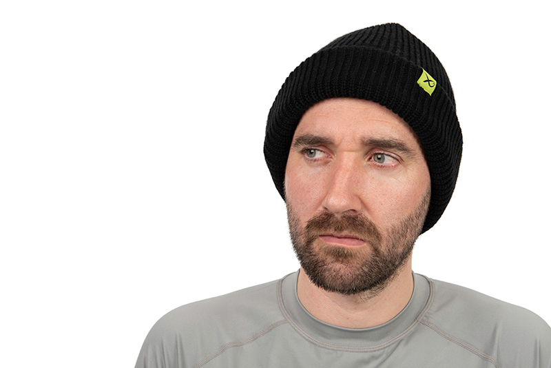 3-ghh003_matrix_thinsulate_black_beanie_hat_main_2jpg