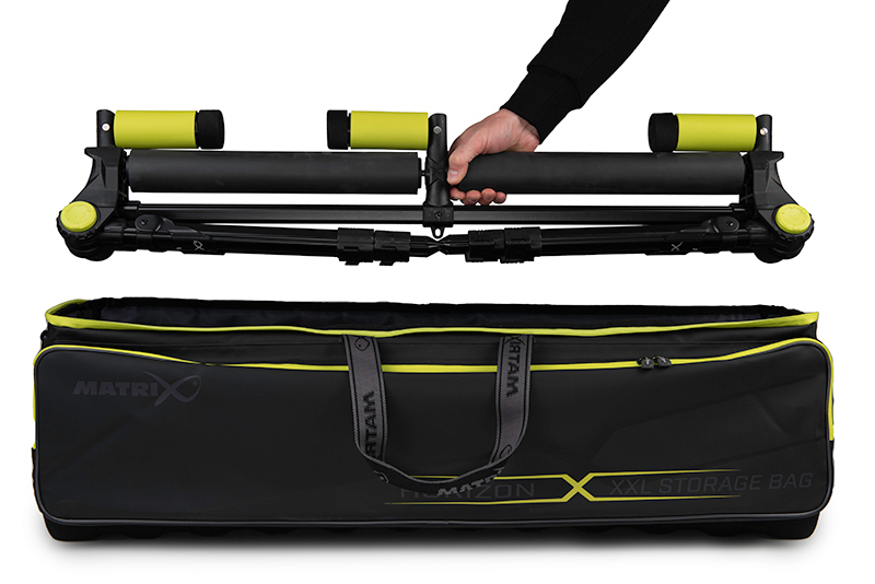 glu154_matrix_horizon_xxl_accessories_bag_pole_roller_being_removedjpg