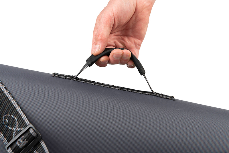 glu143_matrix_ethos_2_rod_holdall_main_carry_handle_detail_1jpg