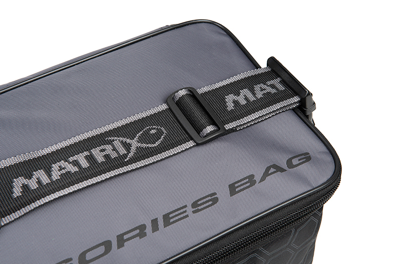 glu146_matrix_ethos_xl_accessories_bag_adjustable_strap_detailjpg