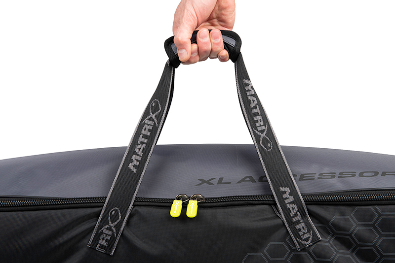 glu146_matrix_ethos_xl_accessories_bag_carry_handle_detailjpg