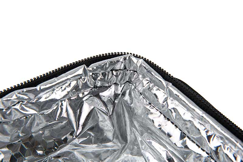 glu176_matrix_ultra_bait_cool_bag_internal_insulation_detailjpg