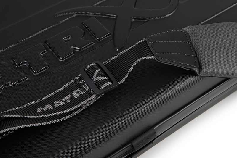 glu180_matrix_duralite_pro_xl_pole_case_1_95m_strap_detail_2jpg