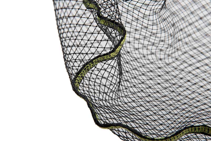 gln080_matrix_carp_latex_l_landing_net_55x45cm_mesh_detail_2jpg