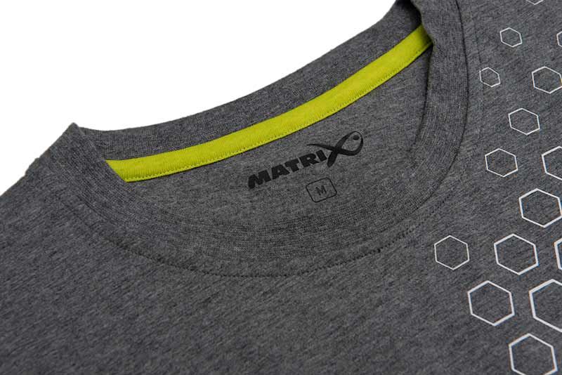 gpr375_380_matrix_hex_print_t_shirt_grey_s_xxxl_neckline_detailjpg