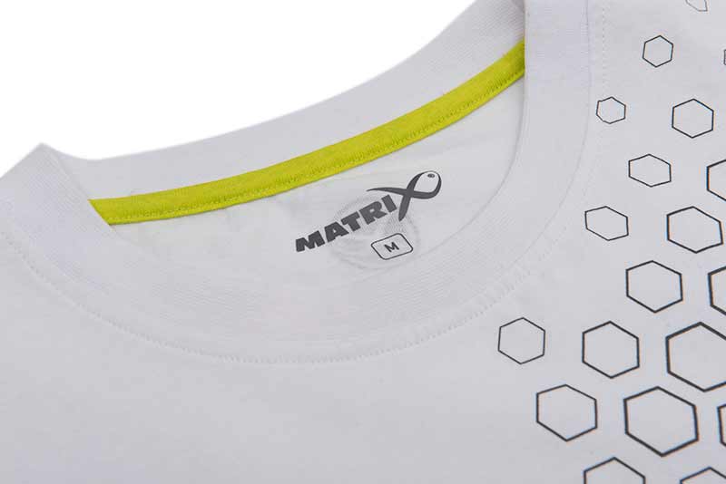 gpr381_386_matrix_hex_print_t_shirt_white_s_xxxl_neckline_detailjpg