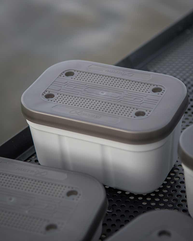 gbt042_air-flow-bait-tubs_in-use-5jpg