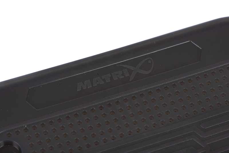 gbt045-043_matrix_air_lock_bait_tubs_logojpg