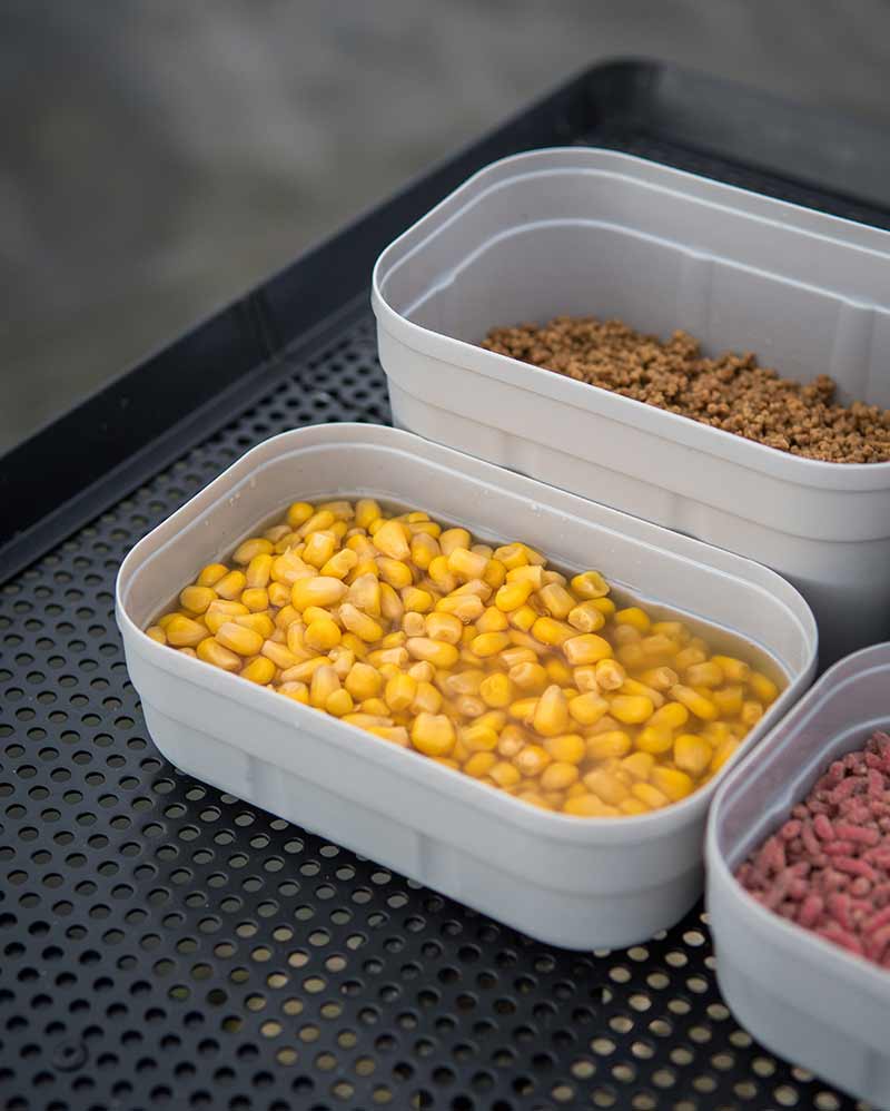 gbt043_air-lock-bait-tubs_in-use-13jpg