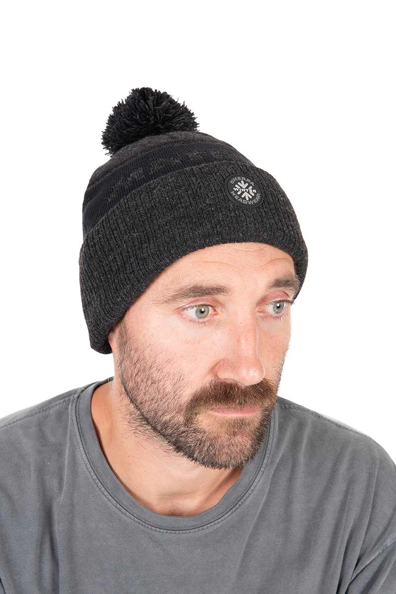 ghh011_matrix_grey_sherpa_bobble_hat_main_2jpg
