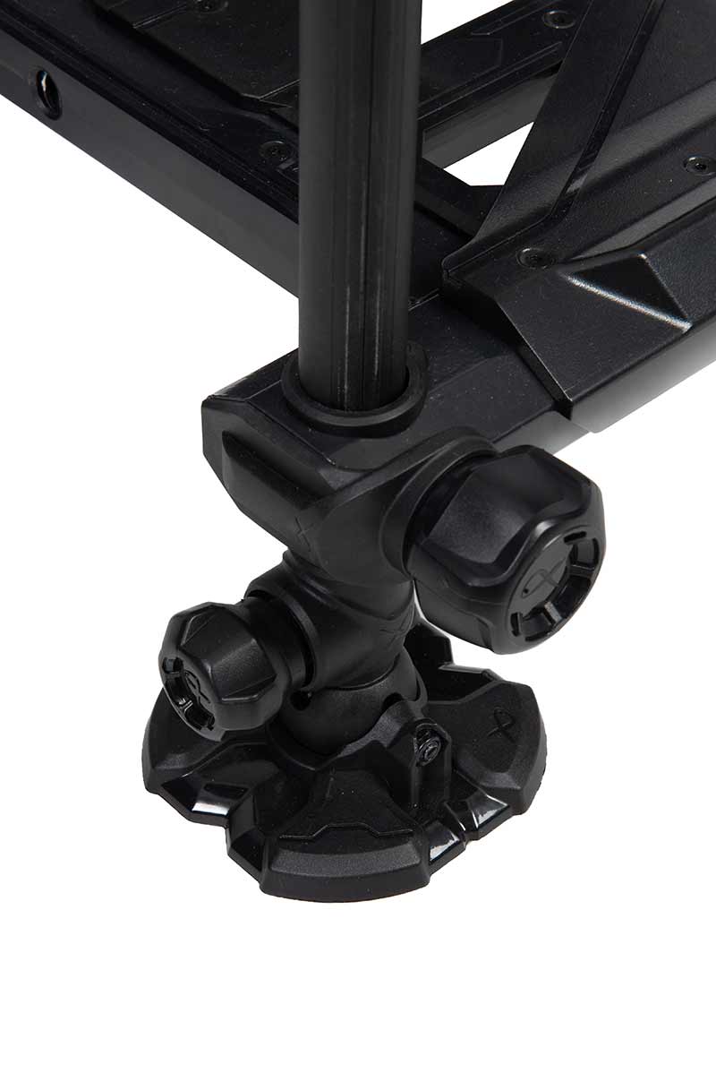 gmb200_matrix_black_f25_seatbox_footjpg