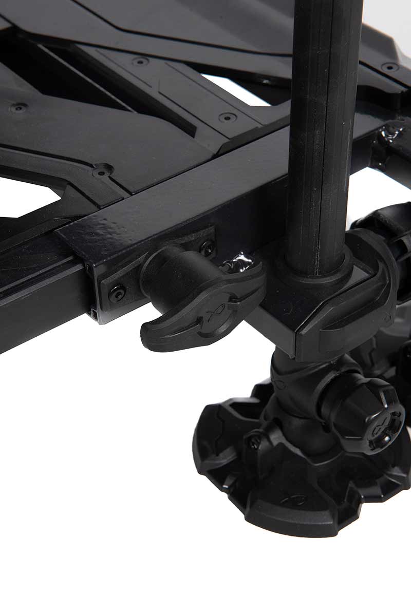 gmb200_matrix_black_f25_seatbox_platform_lock_2jpg
