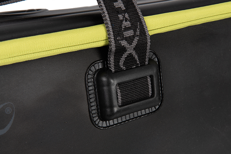 glu185_matrix_xl_accessories_eva_storage_bag_strap_fixingjpg