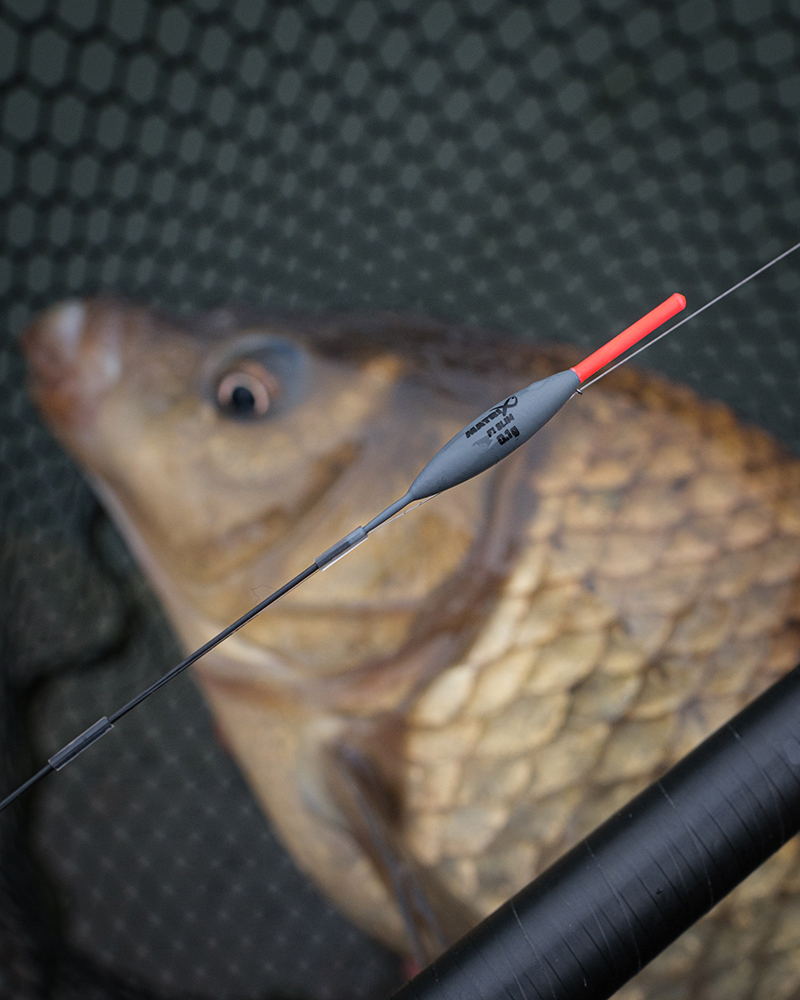 gft021-025-gft111_f1-slim-pole-floats_in-use-1jpg