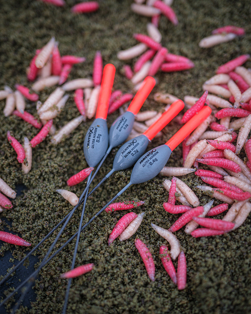 gft100-103_ultra-margin-pole-floats_in-use-5jpg