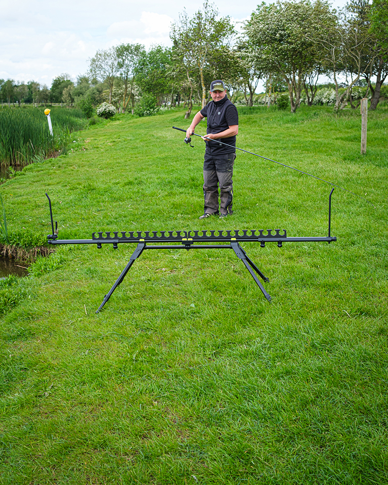 gro011_roostdistancesticks-08_inusejpg