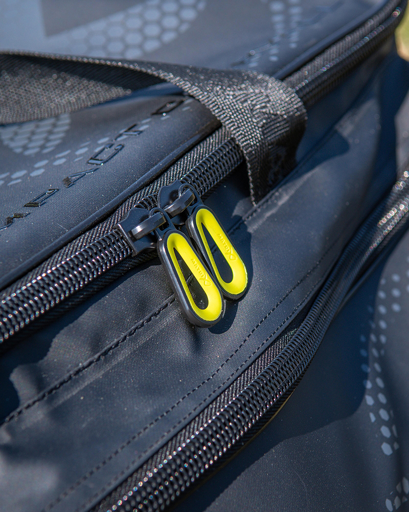 glu189_horizonprocompactcarryall-07_inusejpg