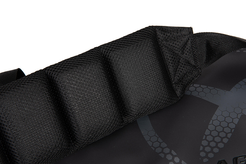 glu190_horizonprolargestoragebag-21_studiojpg