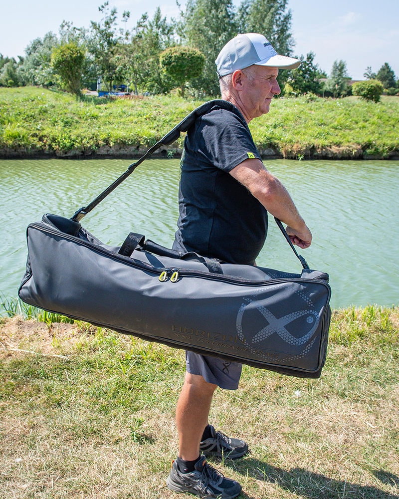 glu191_horizonproxxlstoragebag-02_lifestylejpg